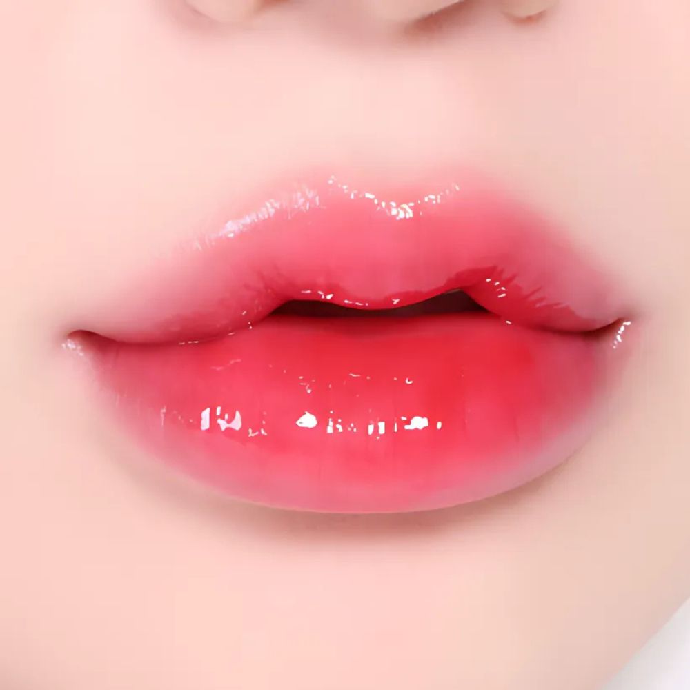 CHOSUNGAH BEAUTY Melting Care Lip Balm 1.8g in 01 Red Shade.