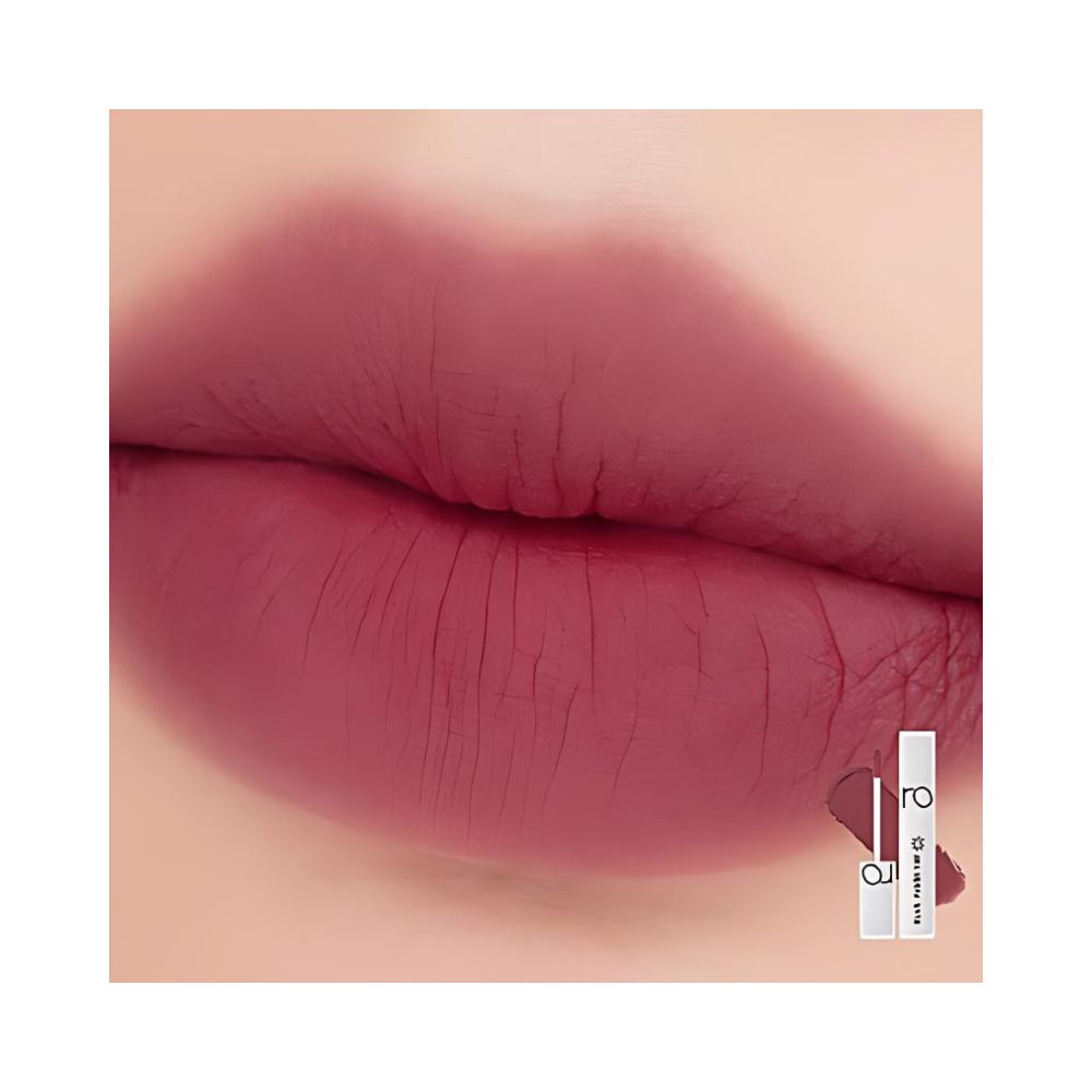 #18 Bad Berry : A moody daily cool berry shade&nbsp;