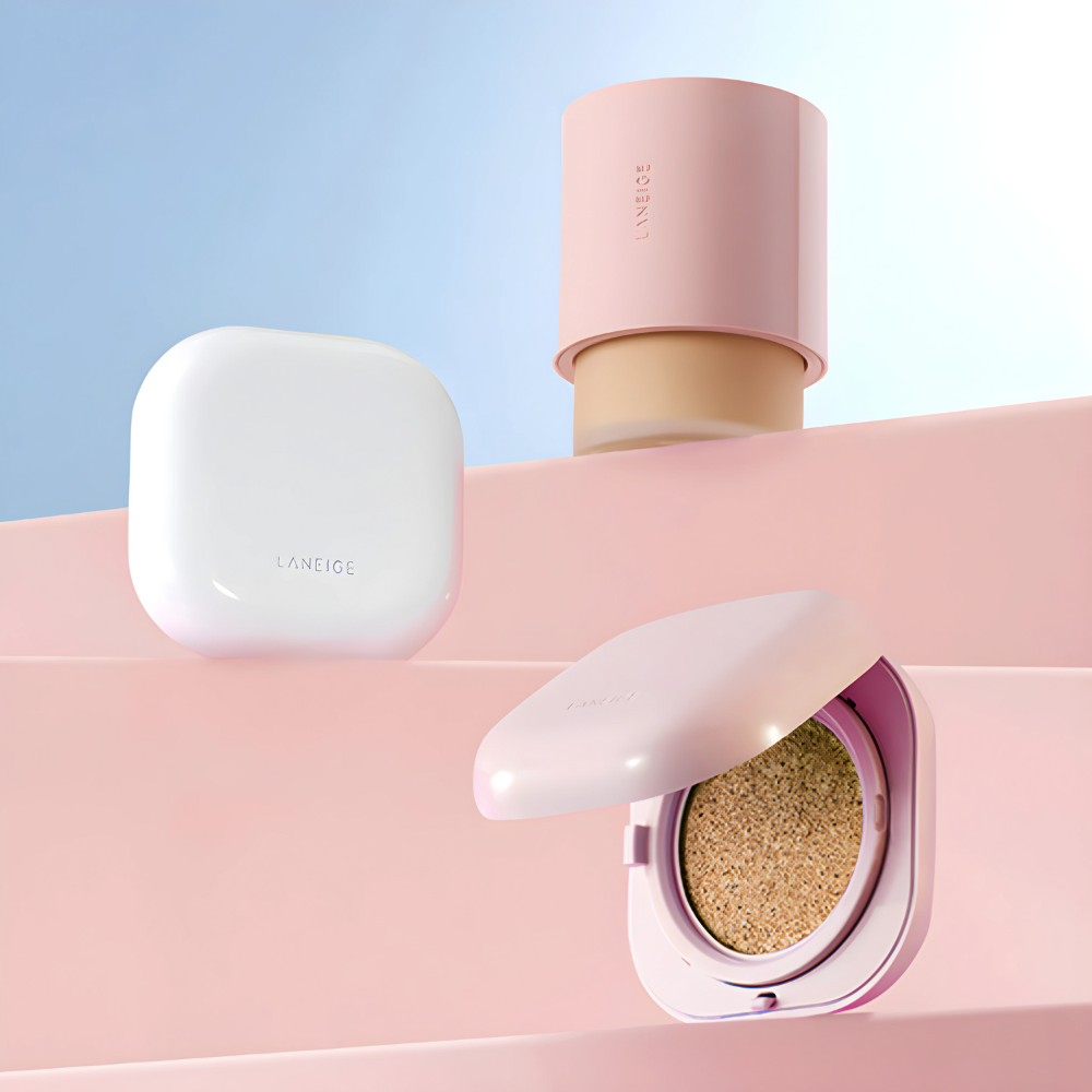 Laneige Neo Essential Blurring Finish Powder with a soft, velvety texture for a flawless finish.