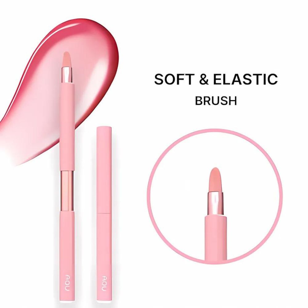 This brush is ideal for applying lipstick, lip gloss, or lip liner with precision, especially around the lip contours.