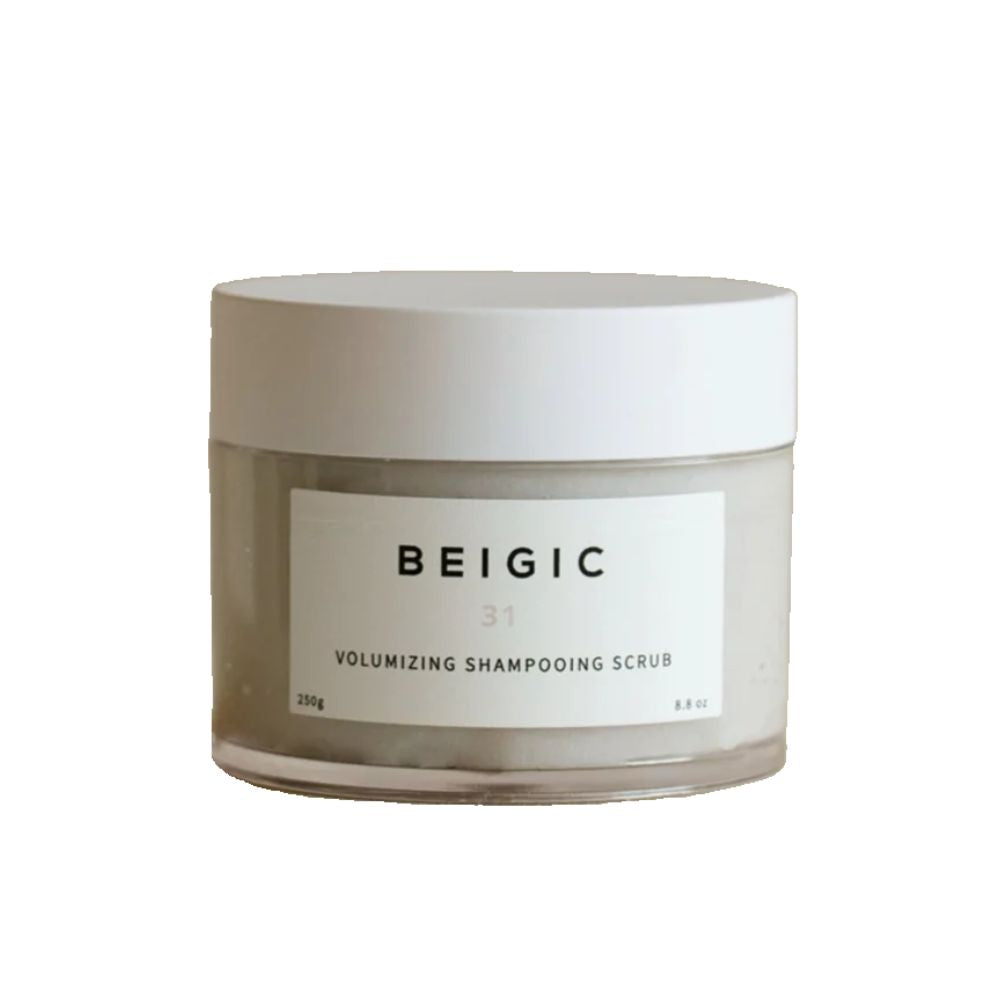 Elevate your hair care routine with BEIGIC Volumizing Shampooing Scrub, a 250g exfoliating scrub designed to cleanse and invigorate the scalp while adding volume to your hair. 