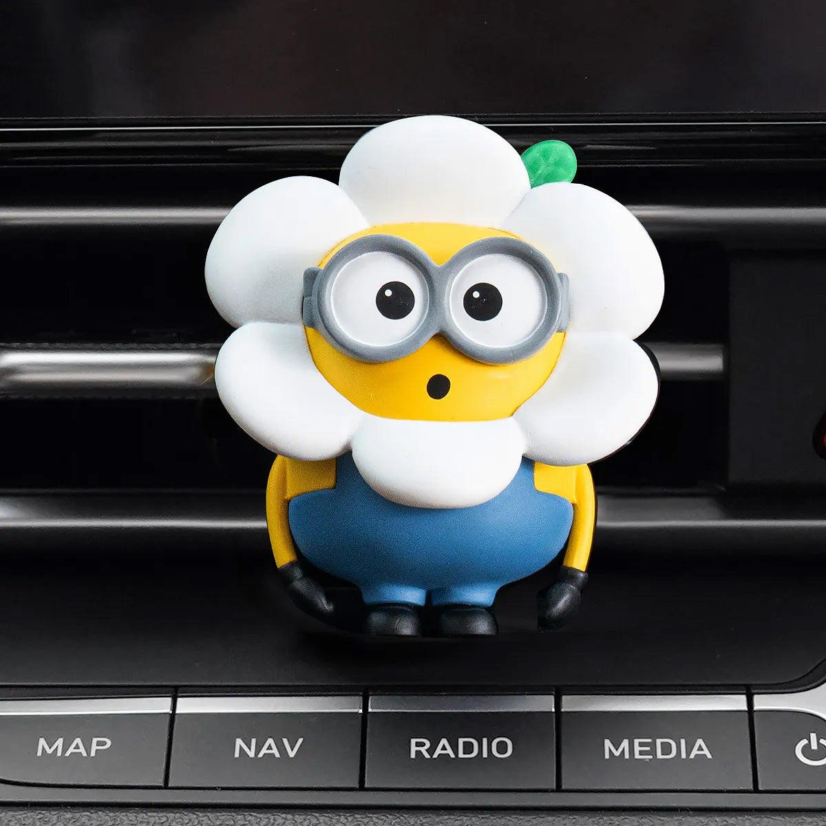 DASHCRAB-Minions-Air-Freshener-Bob-Flower.jpg