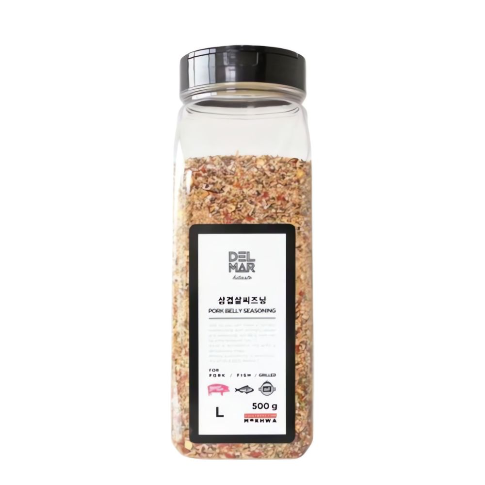 Enhance your pork belly dishes with DELMAR Pork Belly Seasoning (500g). This expertly crafted blend of garlic, onion, and spices adds rich flavor to your meals.