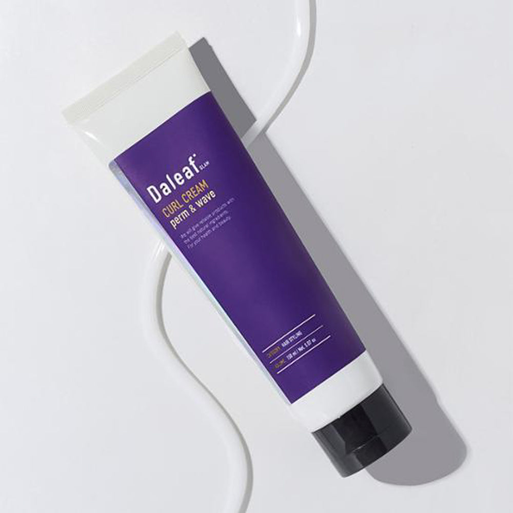 Ideal for both permed and naturally curly hair, the cream can be used on damp hair to shape and define curls or on dry hair to revive and refresh them.