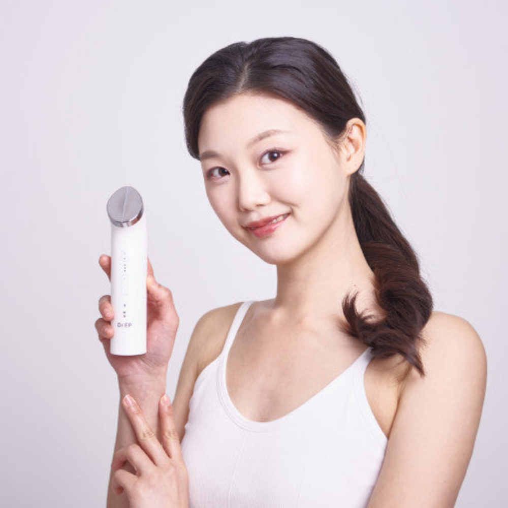 r.LeE Dr.EP Beauty Device Booster Lifting Electroporation Drep-v2: A device designed for skin lifting and enhancement through electroporation technology.