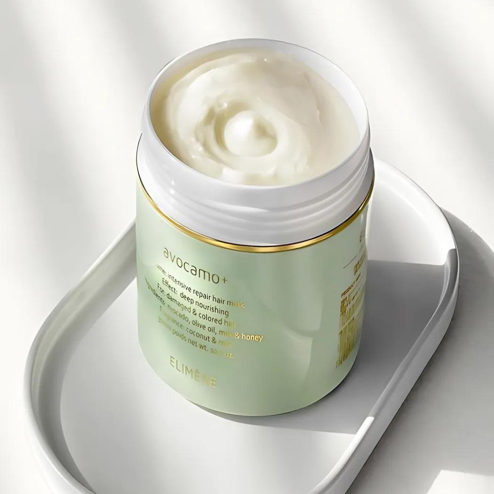 This 300ml intensive mask is enriched with avocado extract and a powerful blend of nutrients, designed to repair and strengthen your hair from root to tip. 