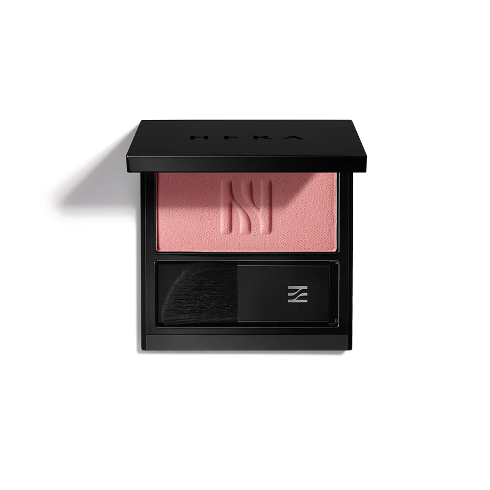 HERA Blush 5.5g compact with a soft pink shade, perfect for adding a natural flush to your cheeks.