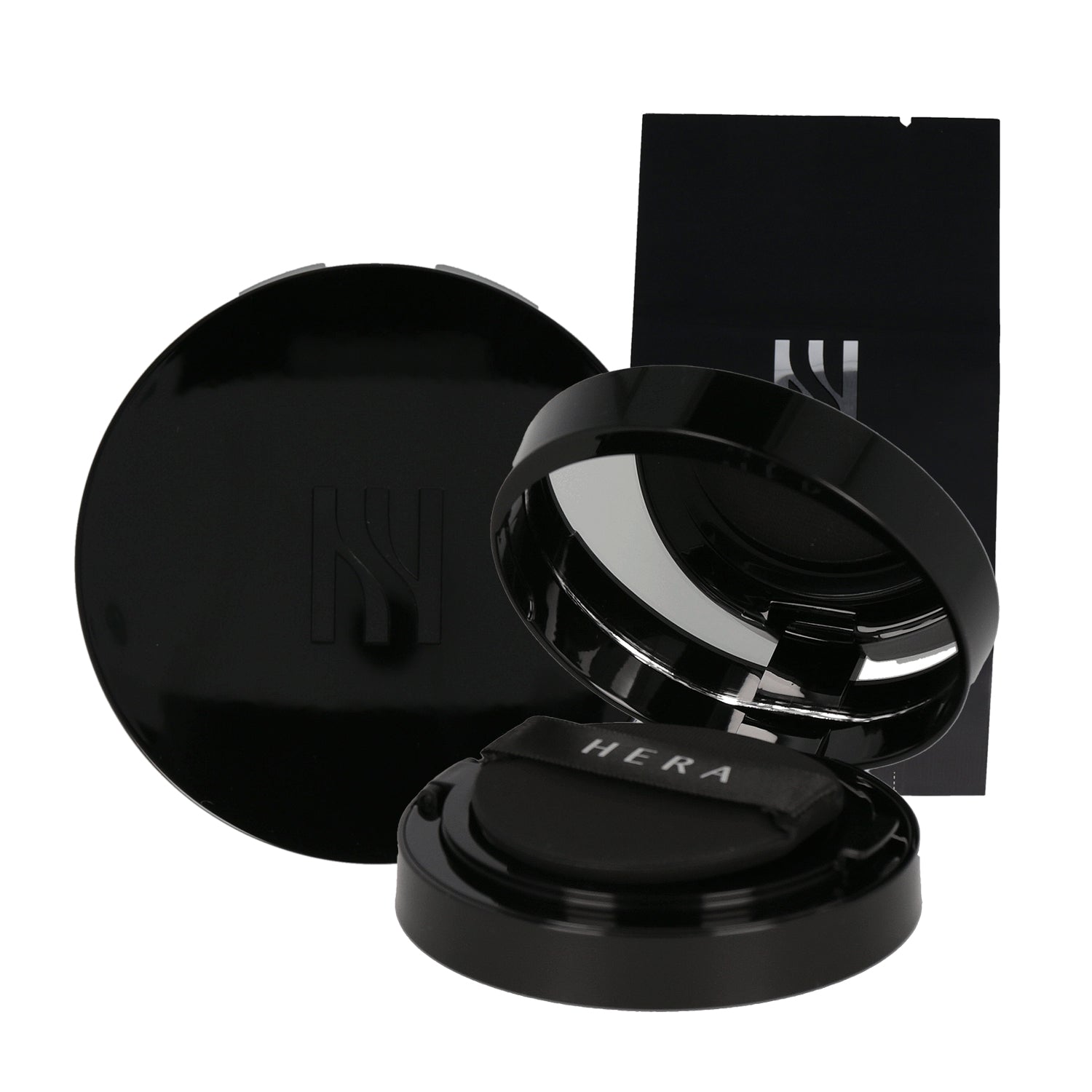 HERA NEW Black Cushion Foundation SPF34/PA++ 15g x 2EA, includes original and refill packs.