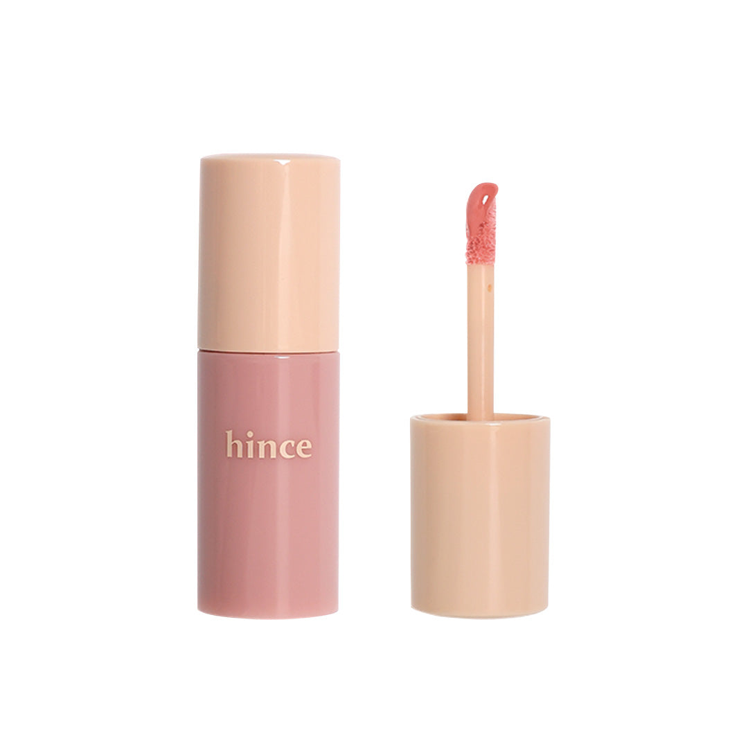 The Hince Dewy Liquid Cheek is a liquid blush designed to provide a natural, dewy finish for a healthy, radiant look. 