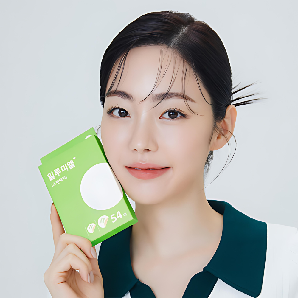 ILLUMIEL AC Solution Spot Patch 54ea, a skincare product for effective acne spot treatment.