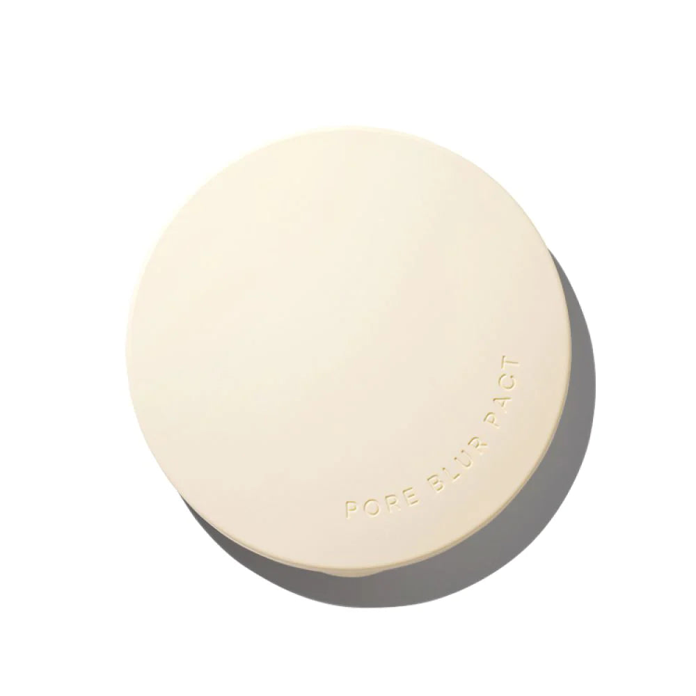 Image of Innisfree Pore Blur Pact in a 12.5g compact.