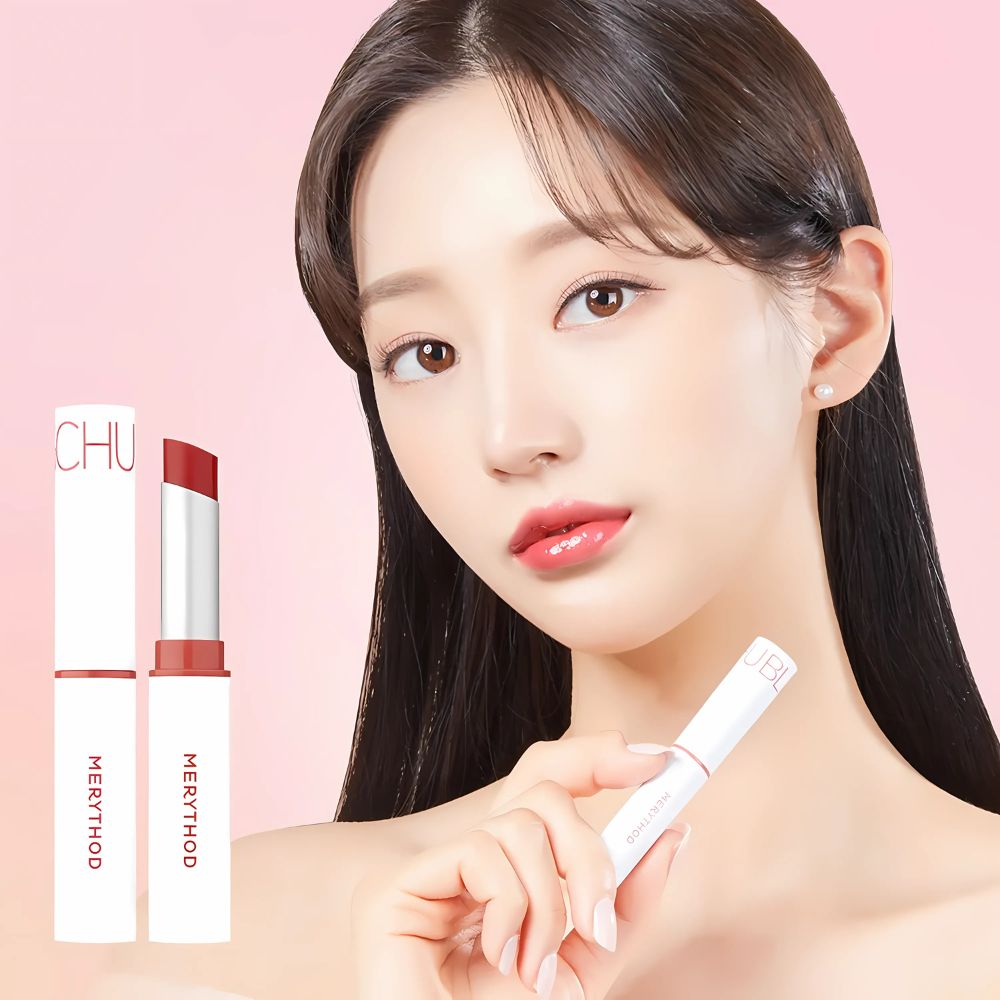 The lightweight, non-sticky formula glides effortlessly onto the lips, providing long-lasting moisture and a radiant glow