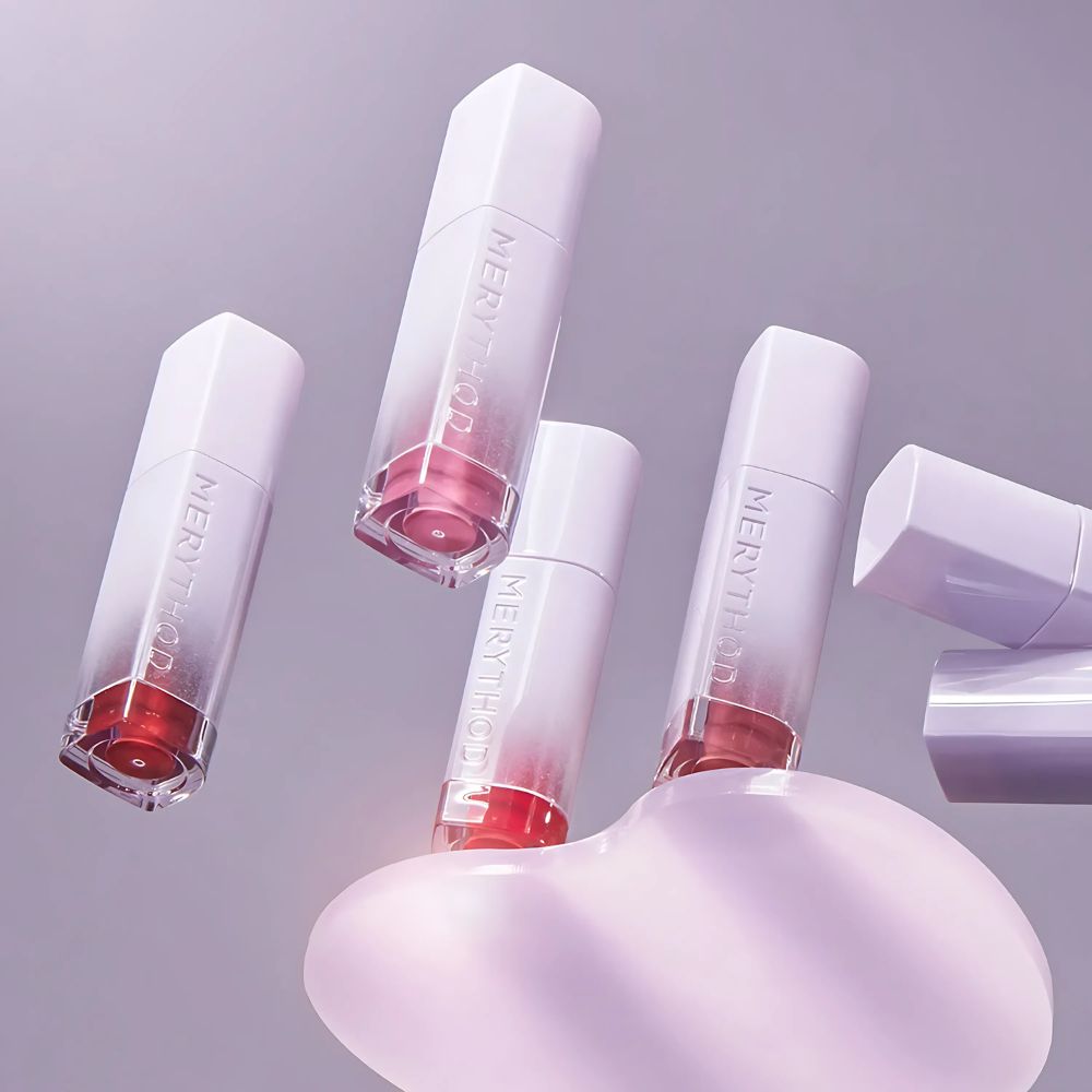 Available in 6 eye-catching colors, this lip jelly glides on smoothly, providing a burst of color that is both lightweight and hydrating.