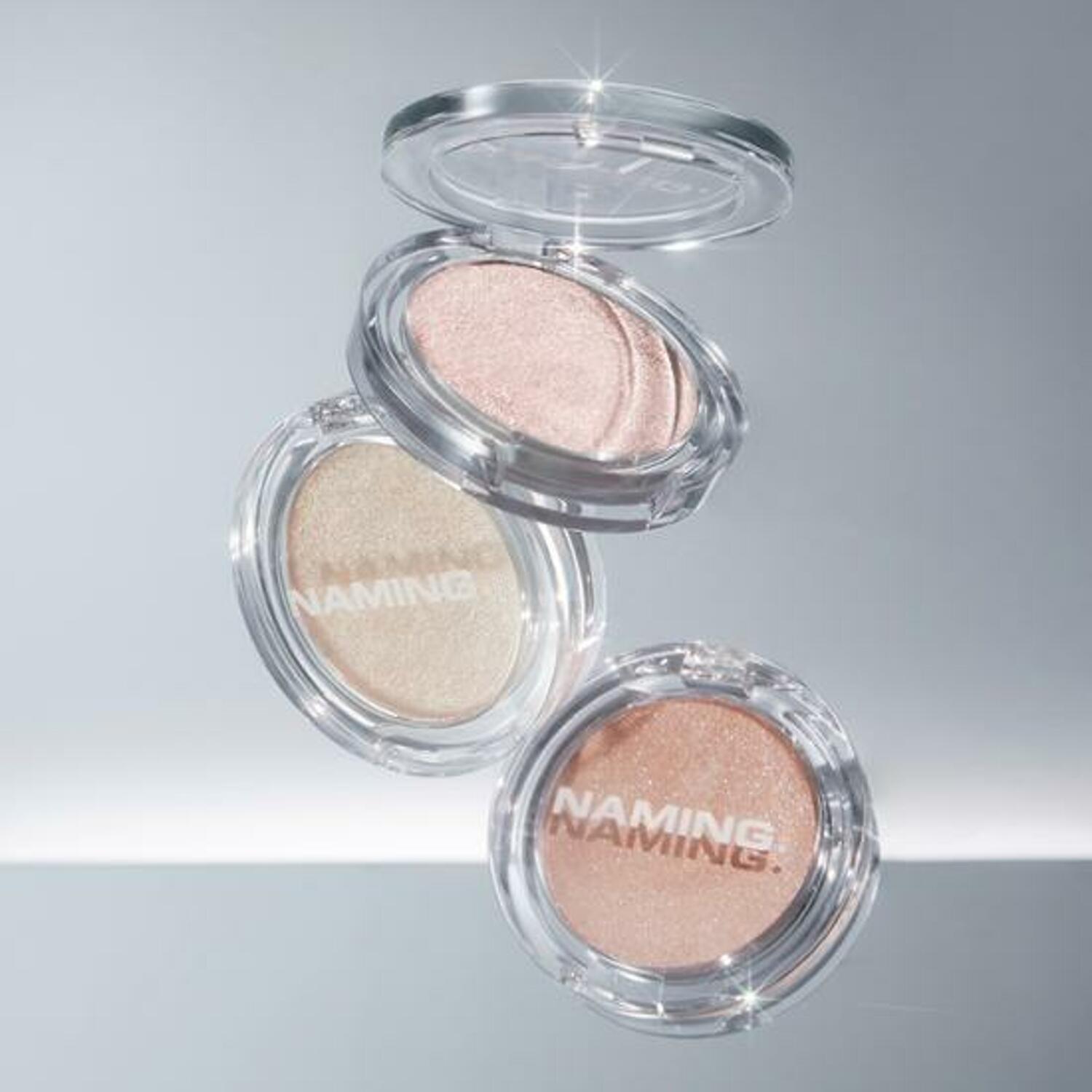 Compact 3.8g Fluffy Baked Highlighter for a radiant finish, ideal for enhancing your features.