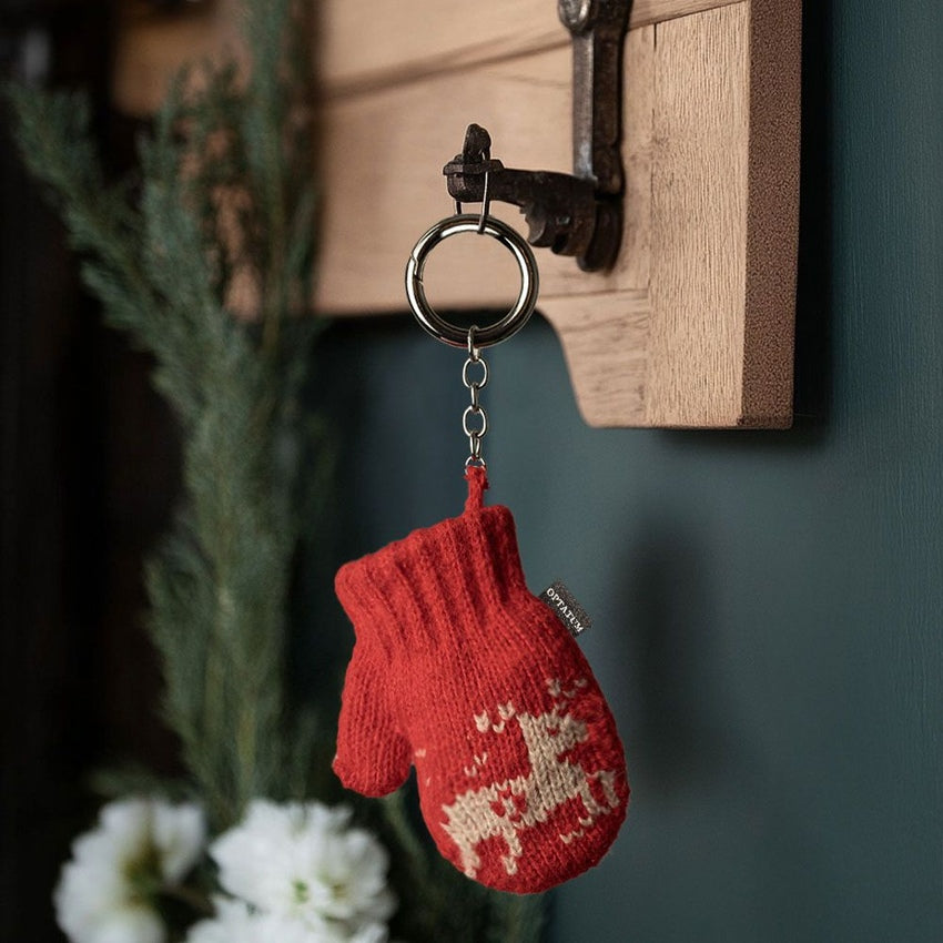 OPTATUM Holiday Santa's Glove Sachet Keyring