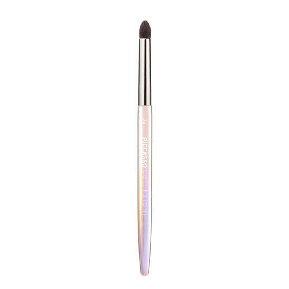 The PICCASSO Collezioni Plasma 34 Eyeshadow Brush is designed for versatile eyeshadow application and blending.