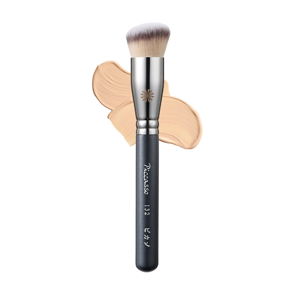 A sleek black PICCASSO Foundation Brush with soft bristles for flawless makeup application.