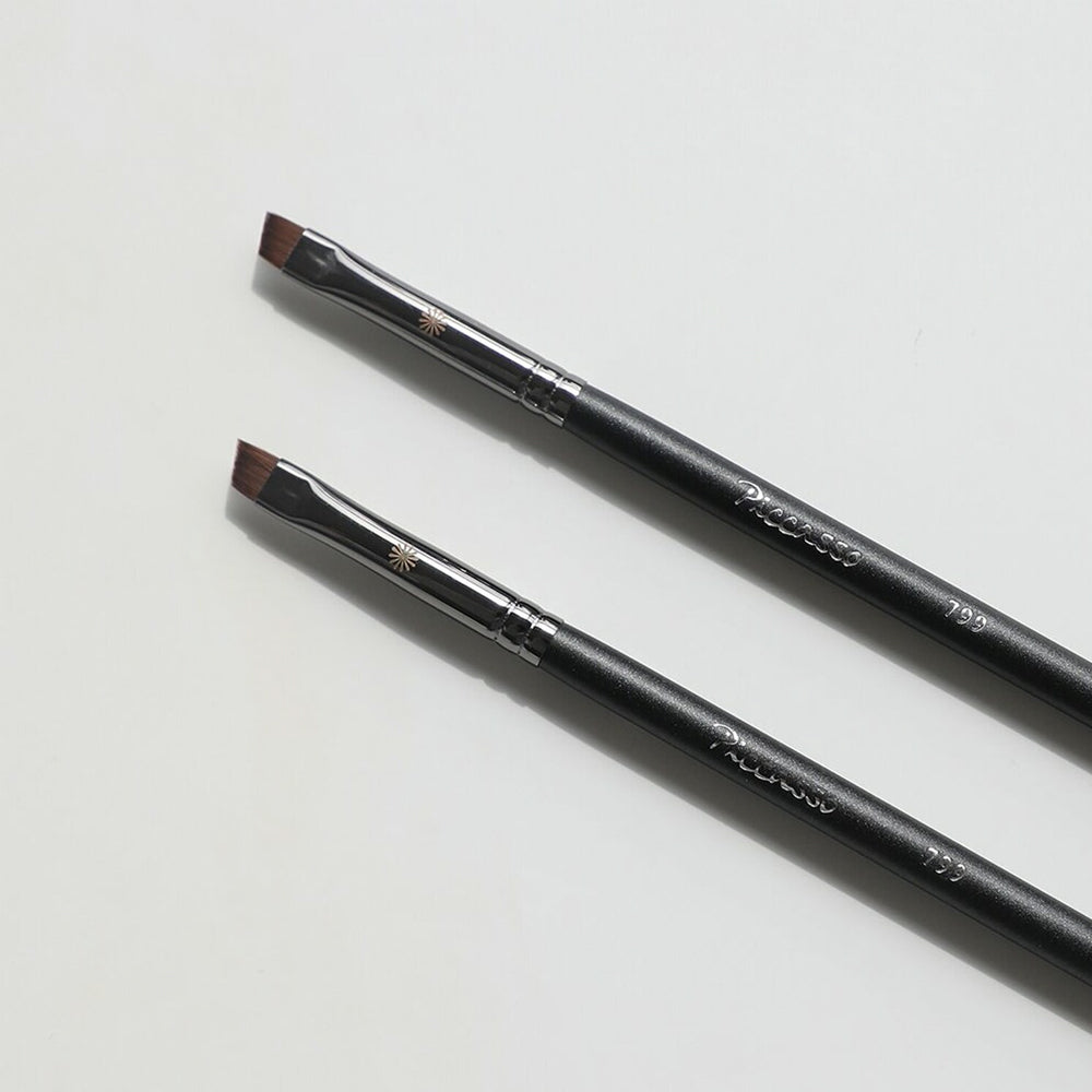 The Piccasso 799 Edge Eyeliner Brush is a high-quality tool that enhances the precision and ease of applying eyeliner, making it a valuable addition to any makeup collection.