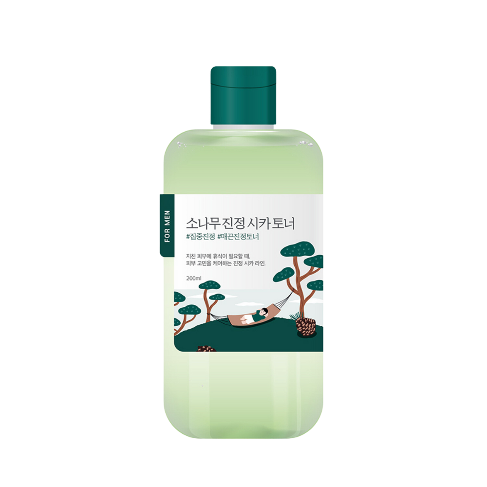 Round Lab For Men Pine Calming Cica Toner 200ml bottle with green and white label.