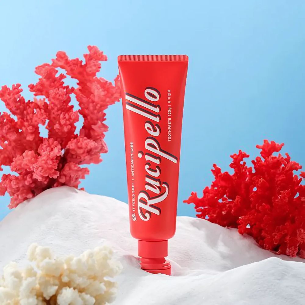 Ideal for daily use, Rucipello’s formula also targets stains, promoting a brighter, whiter smile over time. 