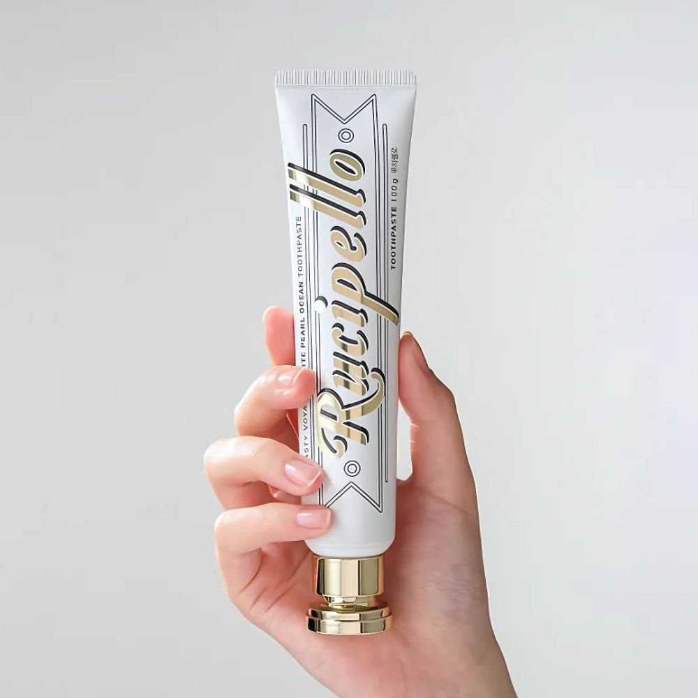 Infused with a fresh oceanic scent, it leaves the mouth feeling revitalized and clean. Perfect for daily use, Rucipello White Pearl Ocean Toothpaste elevates your oral care routine, providing a luxurious touch that helps maintain a healthy and bright smile.