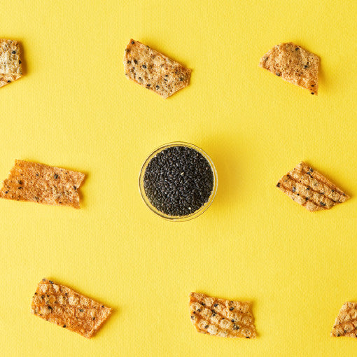 SAMJINFOOD-Grab-a-Bite-Black-Sesame-Basak-Chip-2.jpg