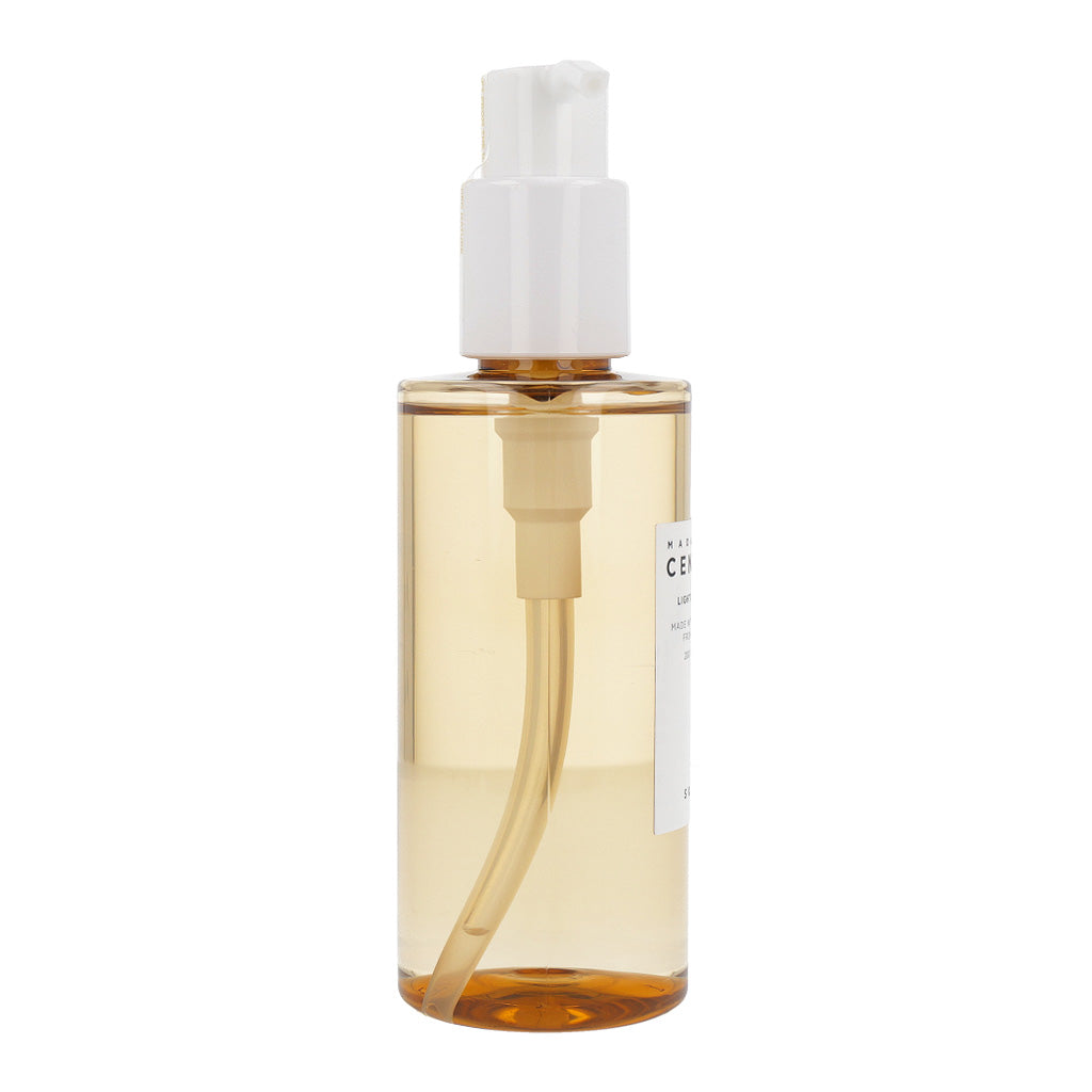  A 200ml bottle of SKIN1004 Madagascar Centella Light Cleansing Oil, designed for effective and soothing skin cleansing.