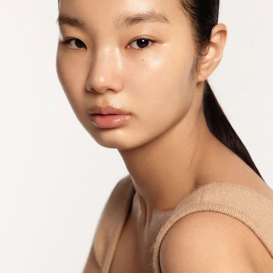 Sulwhasoo Concentrated Ginseng Renewing Serum EX 50ml, a revitalizing serum designed to rejuvenate and nourish the skin.