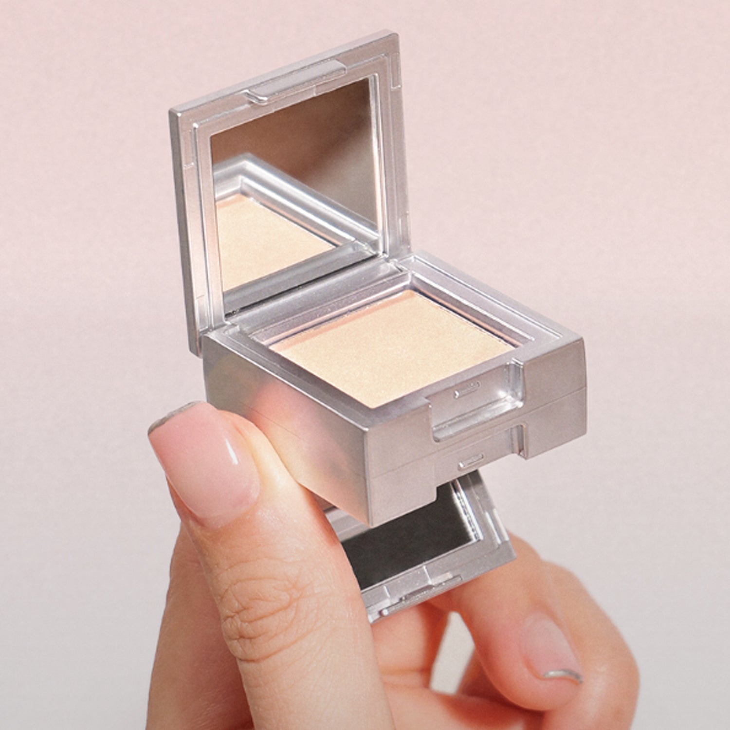 TWOSLASHFOURStrobingFaceCube3.4g3colors-2.jpg