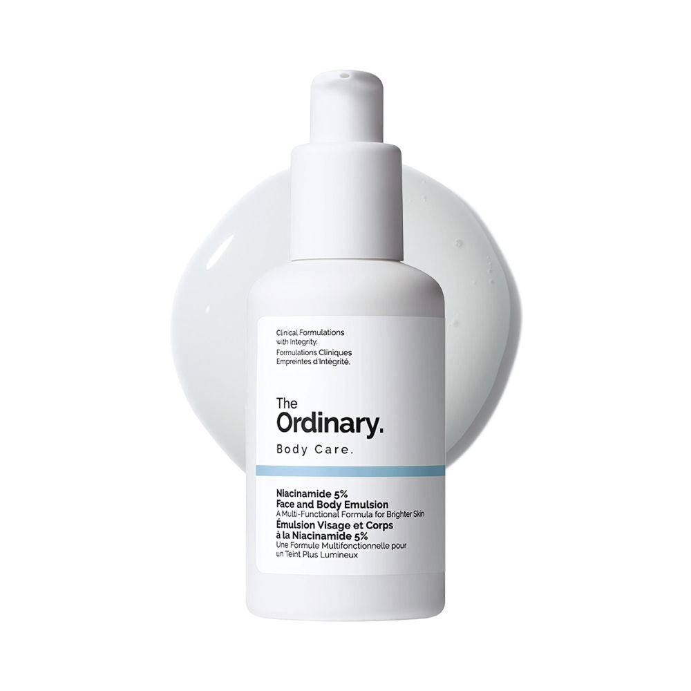 Formulated with 5% niacinamide, this emulsion helps to regulate oil production, minimize the appearance of pores, and improve uneven skin tone.