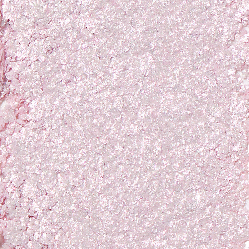 A 2.2g colorgram Milk Bling Heartlighter with a shimmering and radiant effect.