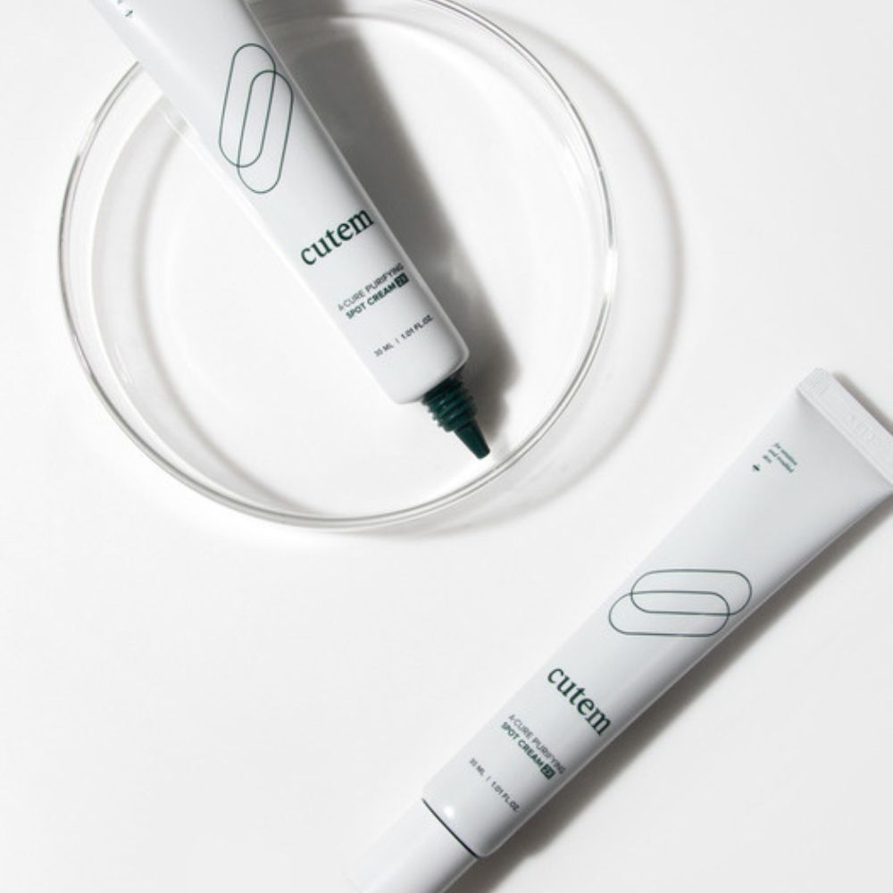 Ideal for use on specific problem areas, it helps to achieve clearer, healthier-looking skin.