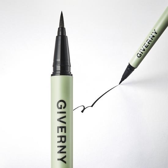Giverny Milchak Pen Liner 0.6g