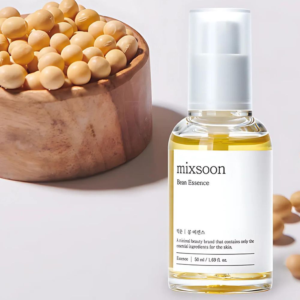 The Mixsoon Bean Essence 50ml is a hydrating and revitalizing essence formulated with a blend of nourishing bean extracts