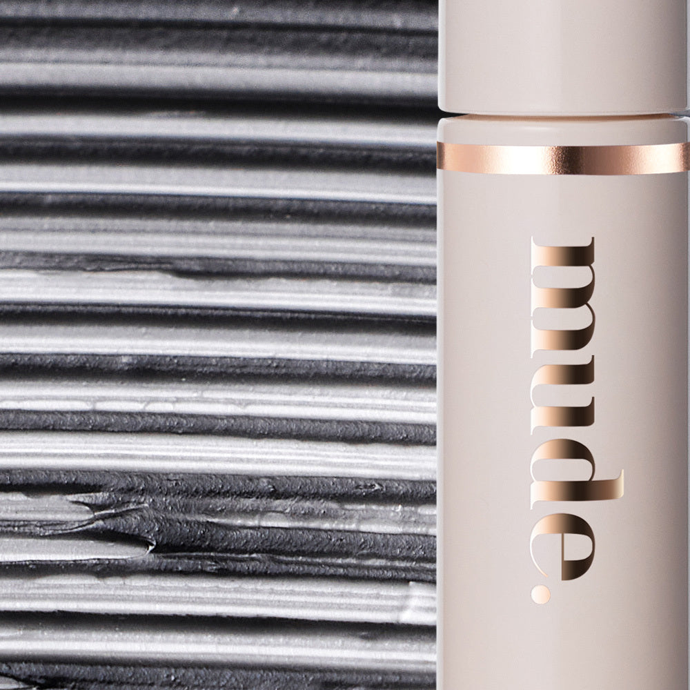 Curl and define your lashes with this 3ml mascara.