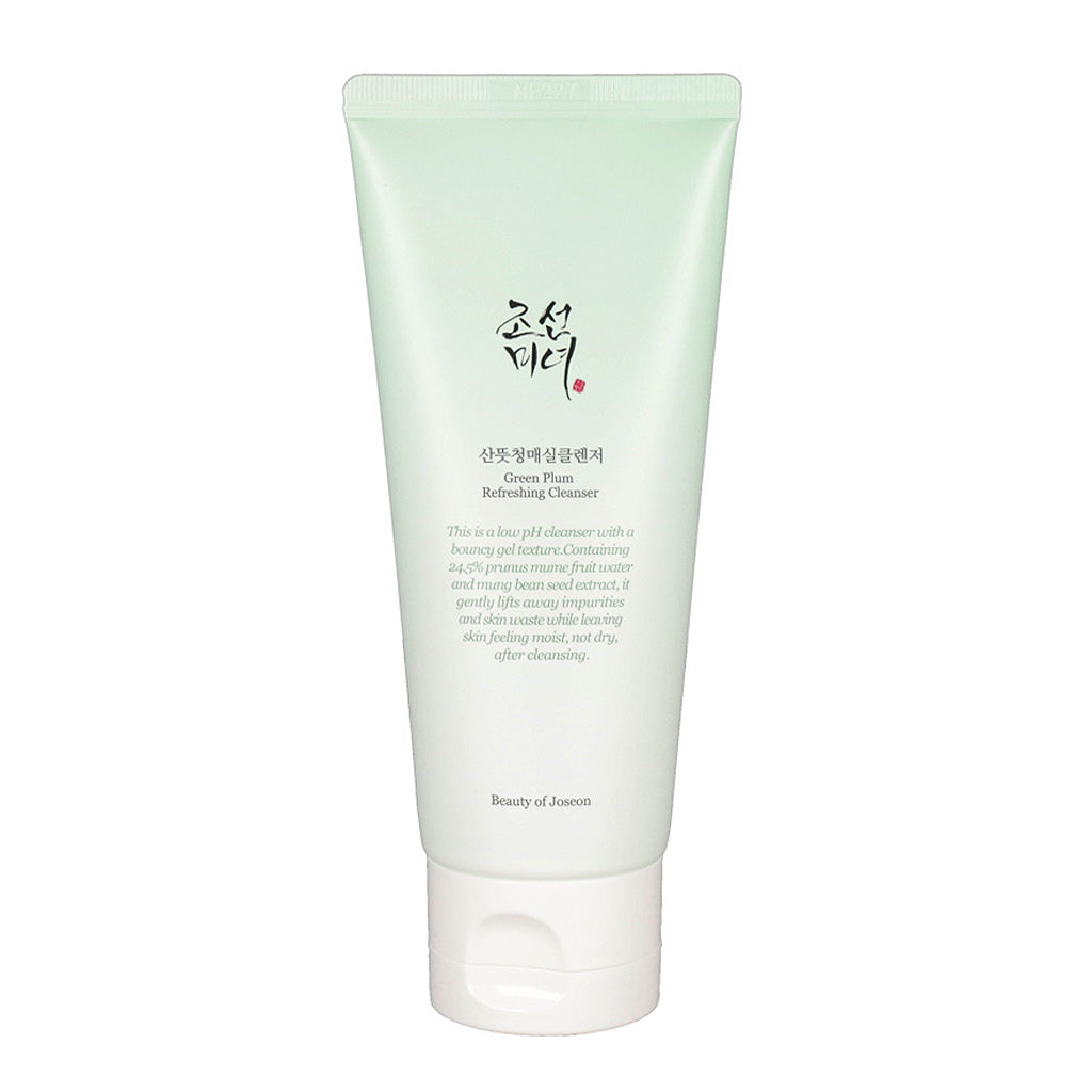 Beauty of Joseon Green Plum Refreshing Cleanser 100ml is a gentle, gel-based cleanser designed to purify and revitalize the skin. 